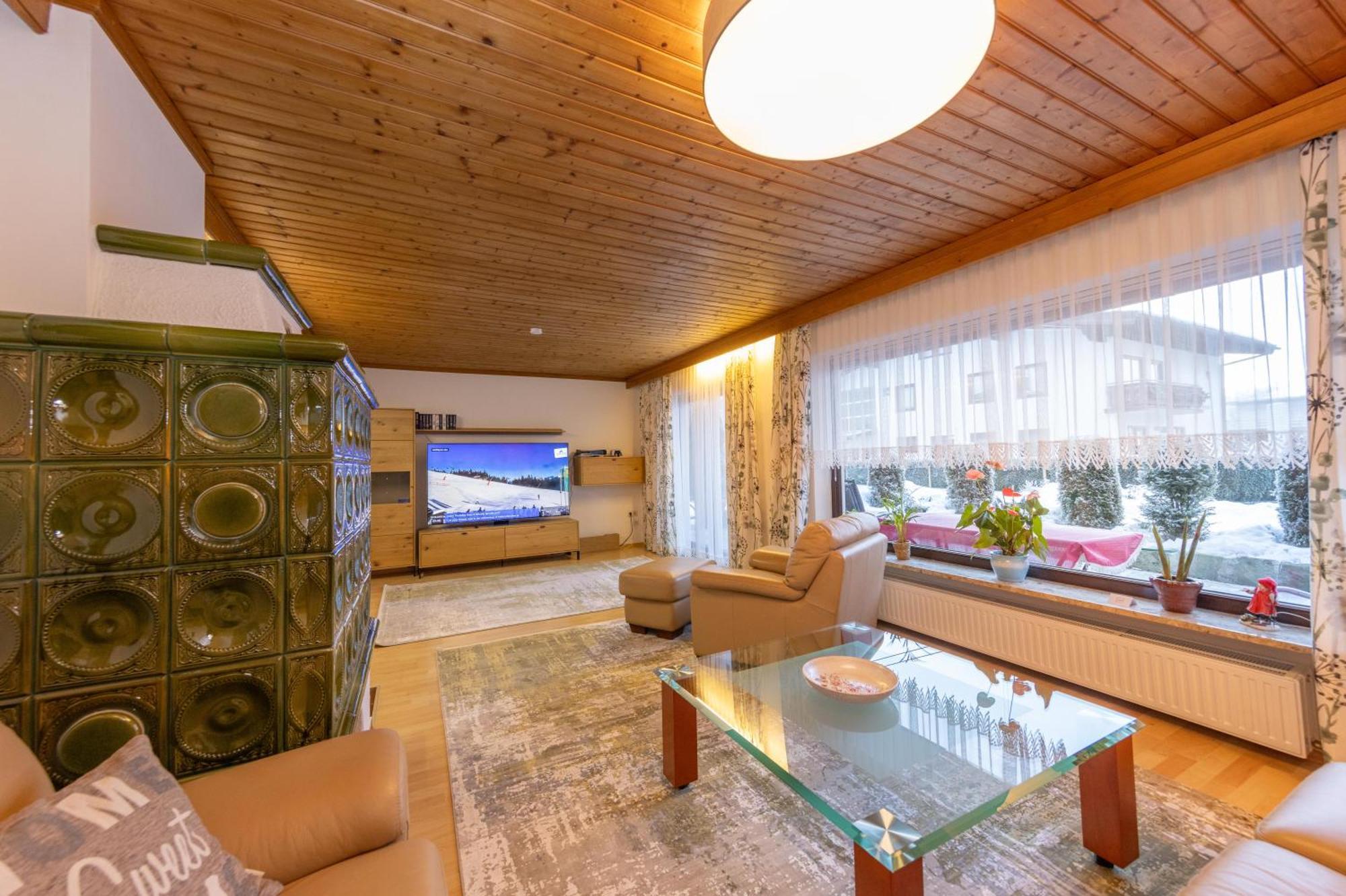 Ferienhaus Am See Zell am See Exterior photo